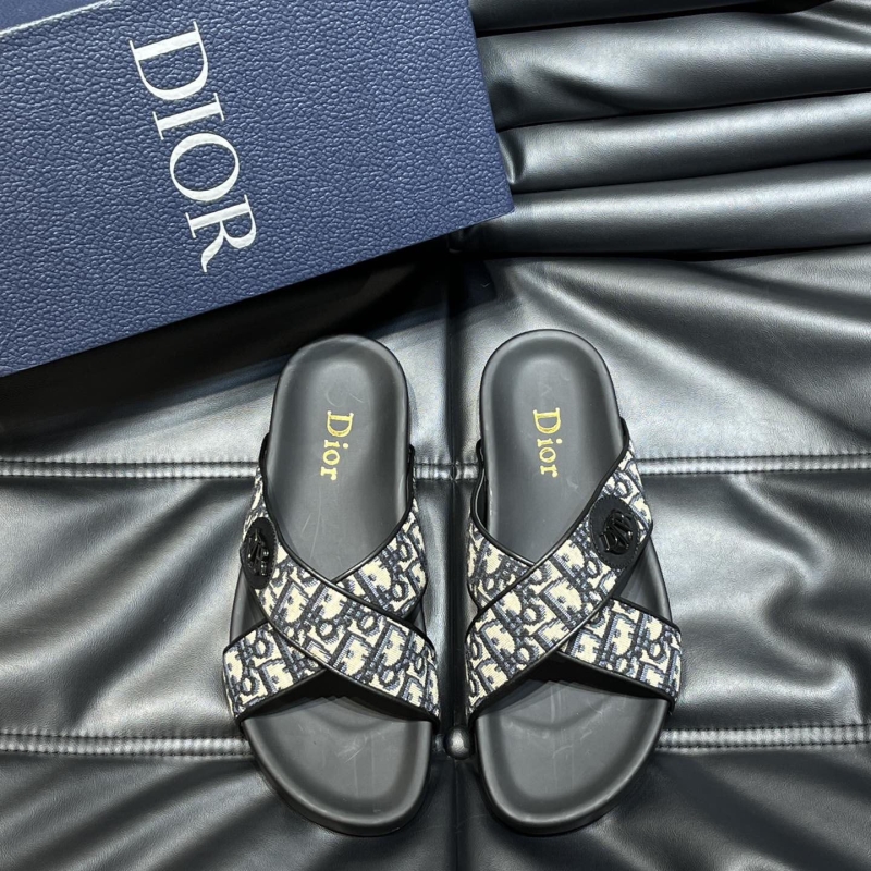 ch**an D*or slippers